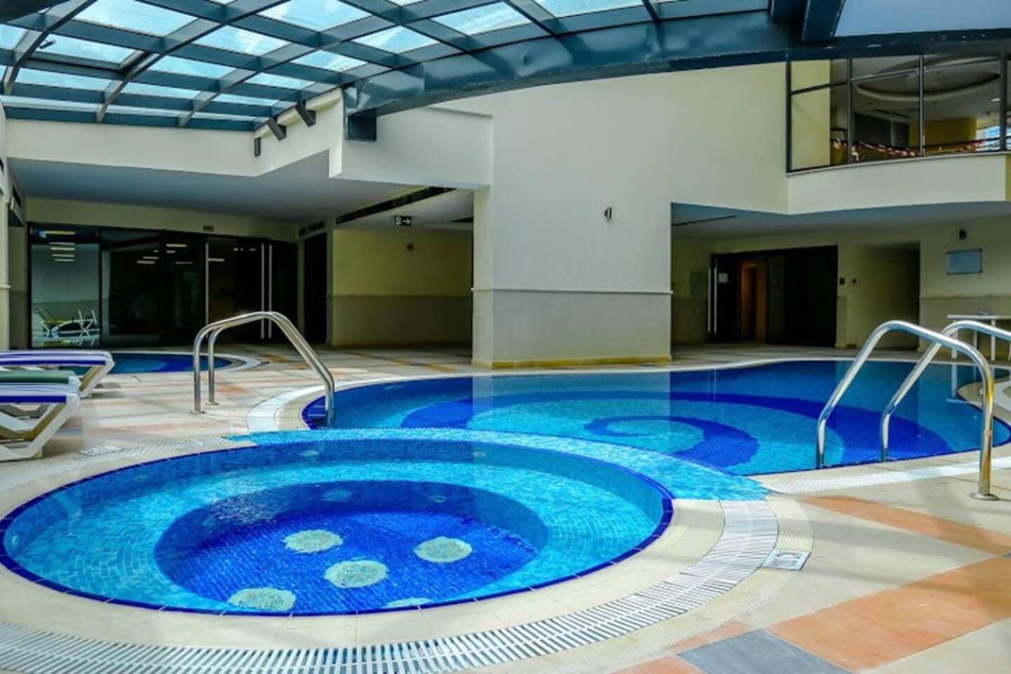 Higuests - Modern Apt In Dubai Marina With Pool And Gym Exterior photo